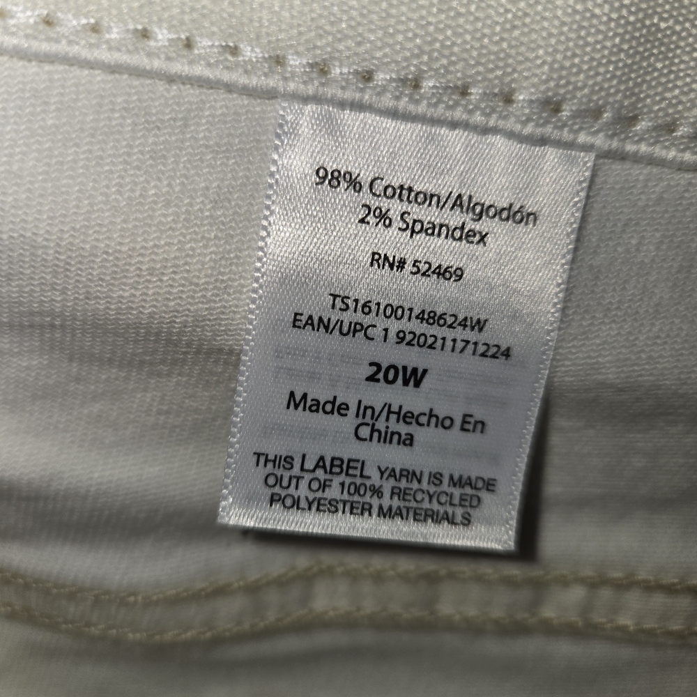 Terra & Sky NEW Winter White Denim Bermuda Shorts 20W Plus High Rise 8" Inseam - Picture 5 of 7